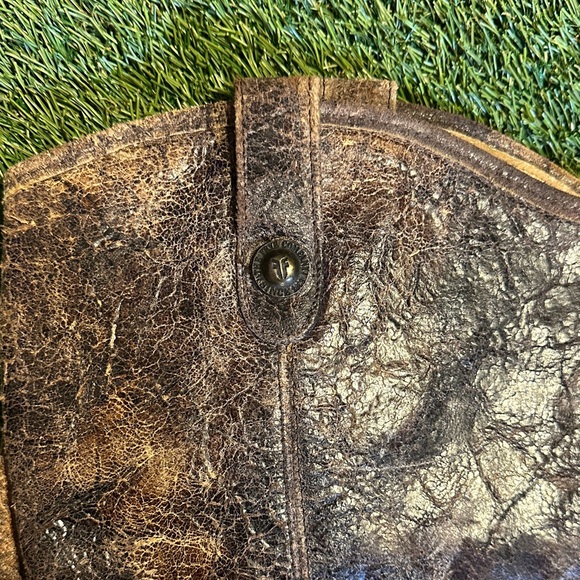 Women’s Frye Vintage Distressed Brown Leather Boots - Picture 2 of 8